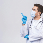 Médico recém-formado: Como iniciar sua carreira ao sair da faculdade de Medicina?